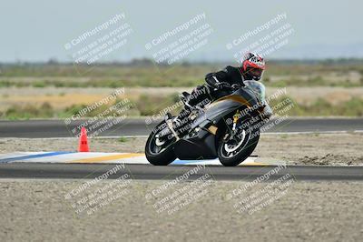 media/Apr-18-2025-TrackDaz (Fri) [[45f5874c44]]/C Group/Session 1 (Turn 7)/